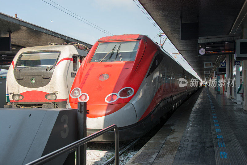 威尼斯火车站，Stazione di Venezia Santa Lucia